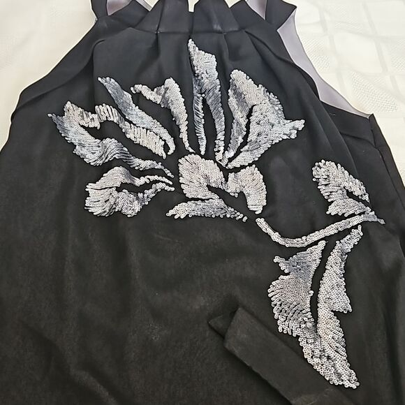 YaYa & Co Women's Sequins Open Back Top With Tie Front Black/ Silver Medium - Picture 16 of 16